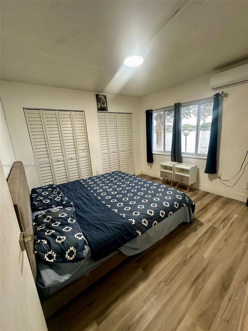 18900 NE 3rd Ct , Unit 509, Miami, FL 33179 Photo