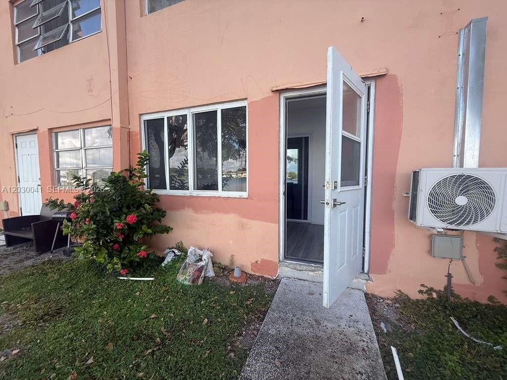 18900 NE 3rd Ct , Unit 509, Miami, FL 33179 Photo