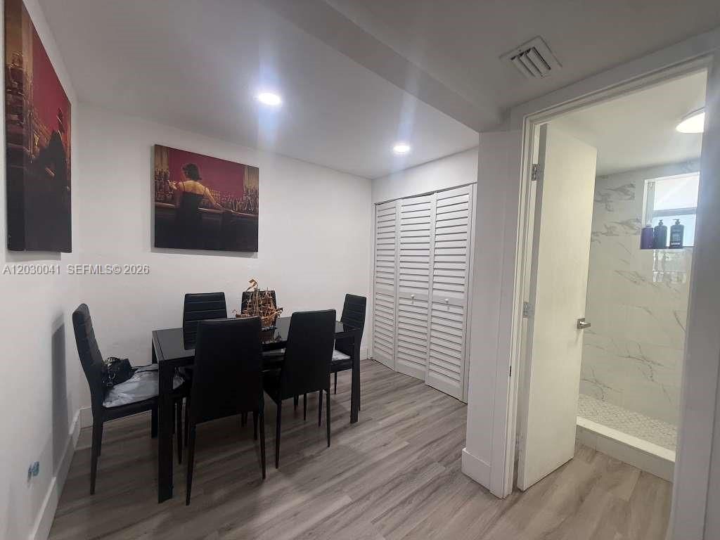 18900 NE 3rd Ct , Unit 509, Miami, FL 33179 Photo