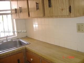 934 SW 3rd St, Miami, FL 33130 Photo