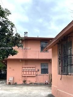 934 SW 3rd St, Miami, FL 33130 Photo