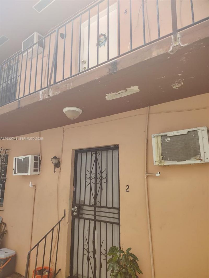 934 SW 3rd St, Miami, FL 33130 Photo