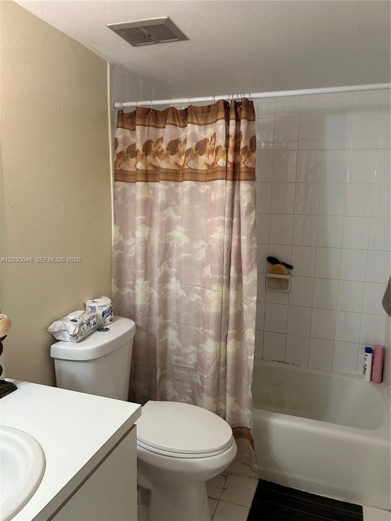18051 NW 68th Ave , Unit K104, Hialeah, FL 33015 Photo