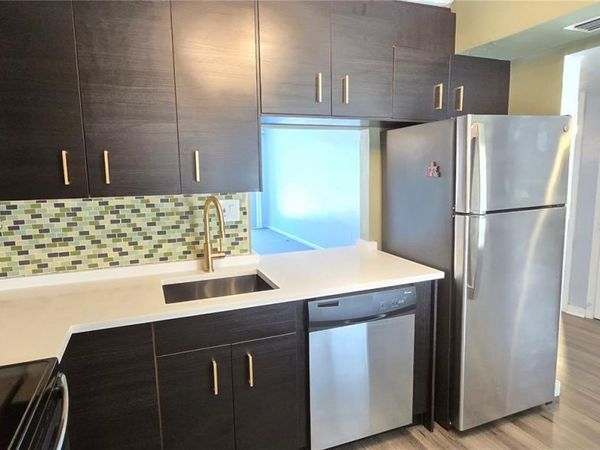 1201 NE 191st St, Unit G306, Miami, FL 33179