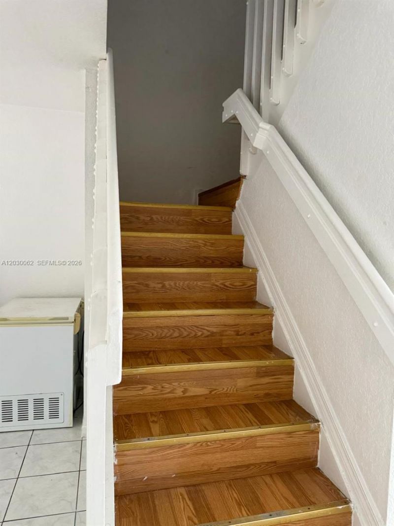 136 Hidden Ct Rd , Unit 22-D, Hollywood, FL 33023 Photo