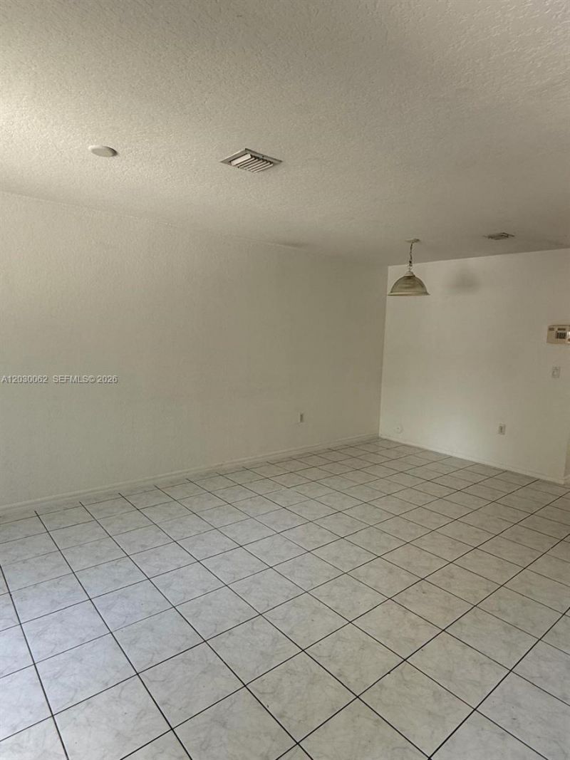 136 Hidden Ct Rd , Unit 22-D, Hollywood, FL 33023 Photo