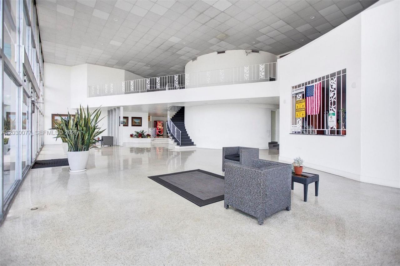 6484 Indian Creek Dr, Unit 208, Miami Beach, FL 33141 Photo