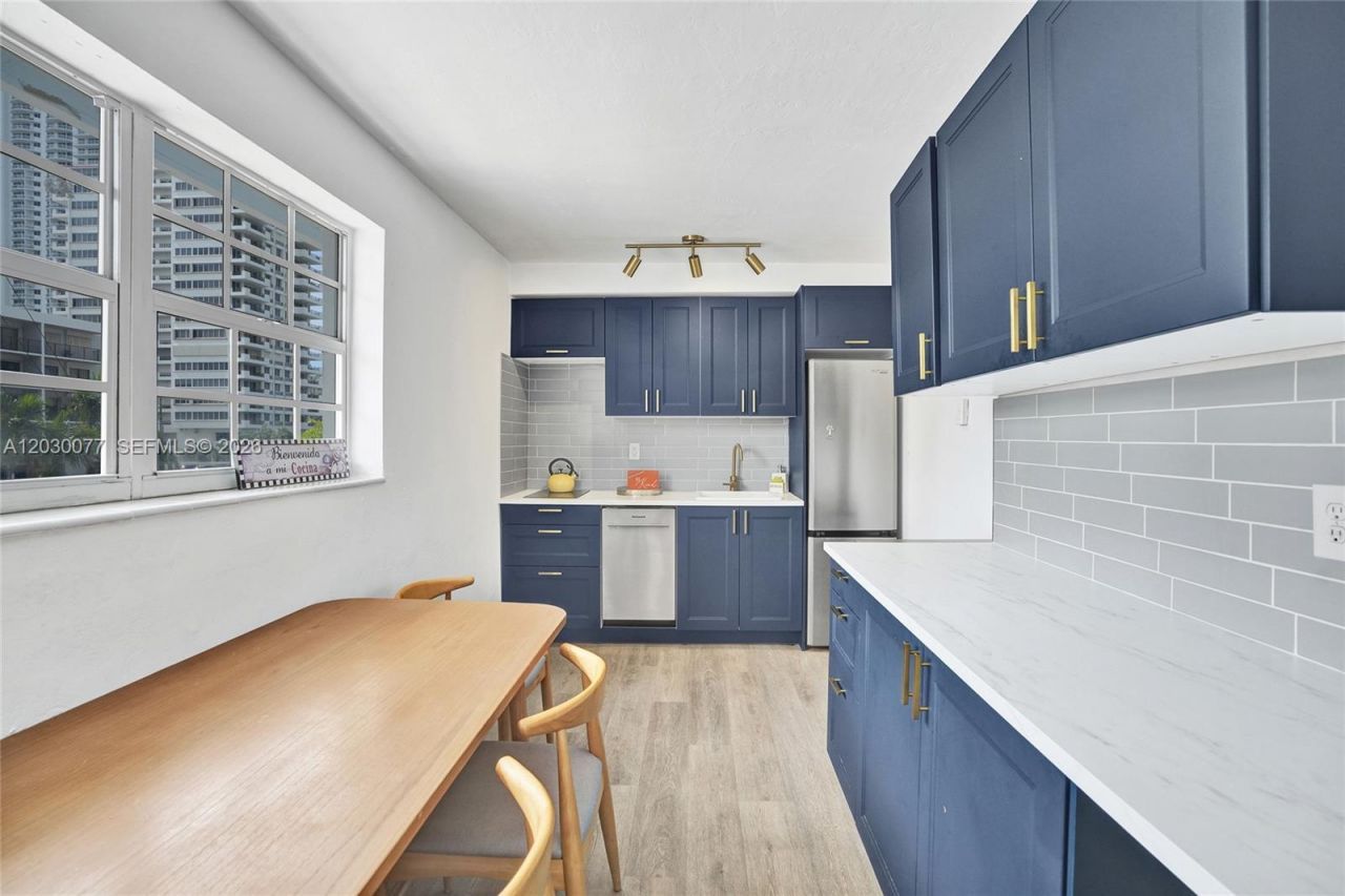 6484 Indian Creek Dr, Unit 208, Miami Beach, FL 33141 Photo