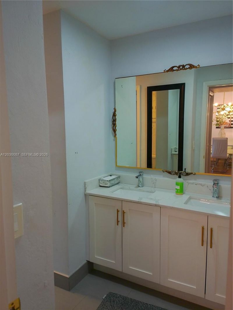215 SE 3rd Ave, Unit 206A, Hallandale Beach, FL 33009 Photo
