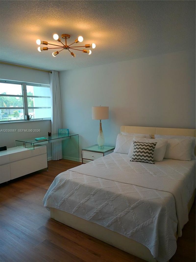 215 SE 3rd Ave, Unit 206A, Hallandale Beach, FL 33009 Photo