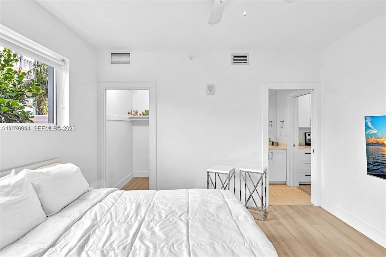 940 Michigan Ave , Unit 10, Miami Beach, FL 33139 Photo