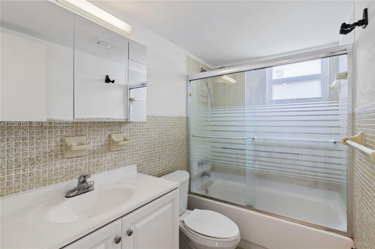 1750 James Ave , Unit 9C, Miami Beach, FL 33139 Photo