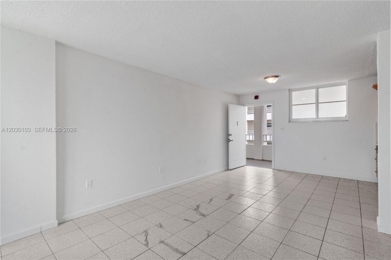 1750 James Ave , Unit 9C, Miami Beach, FL 33139 Photo