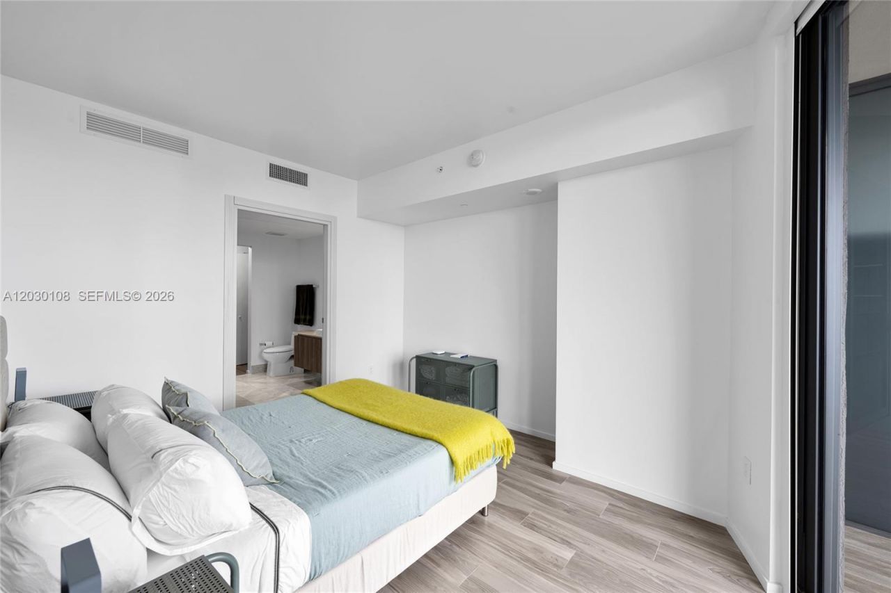 801 S Miami Ave , Unit 4602, Miami, FL 33130 Photo