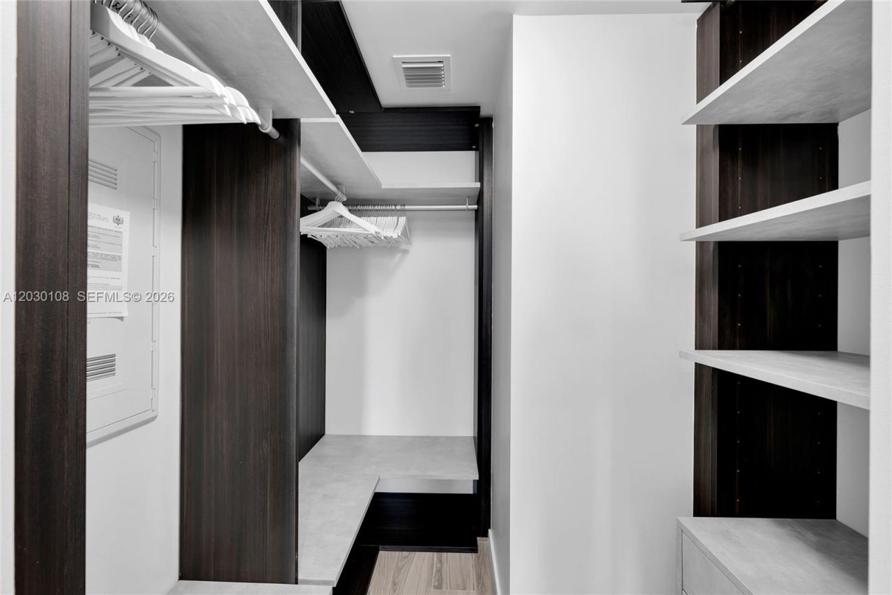 801 S Miami Ave , Unit 4602, Miami, FL 33130 Photo