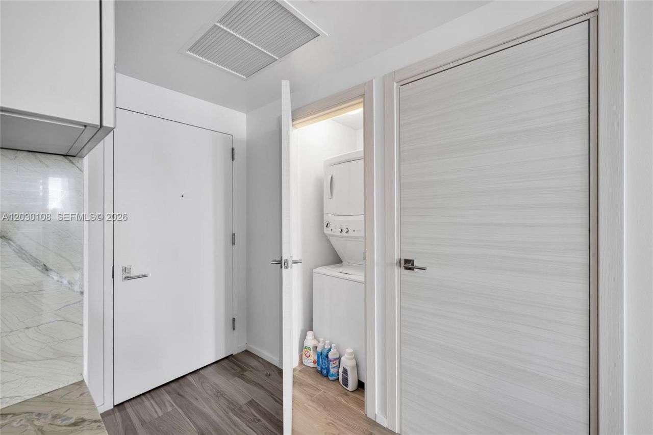 801 S Miami Ave , Unit 4602, Miami, FL 33130 Photo