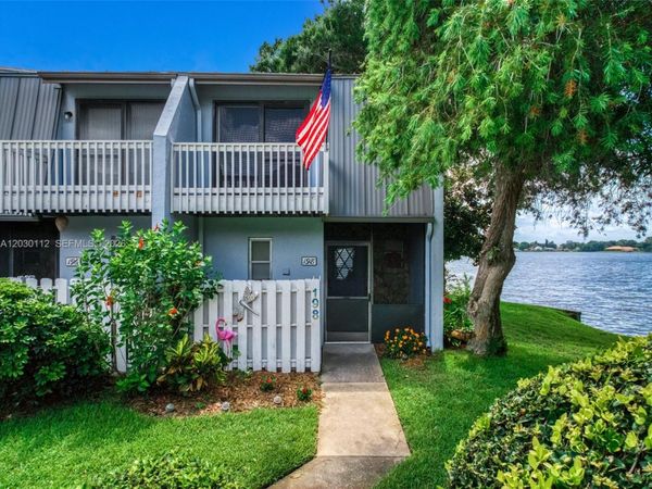 198 Blue Moon Ave, Unit 12, Lake Placid, FL 33852
