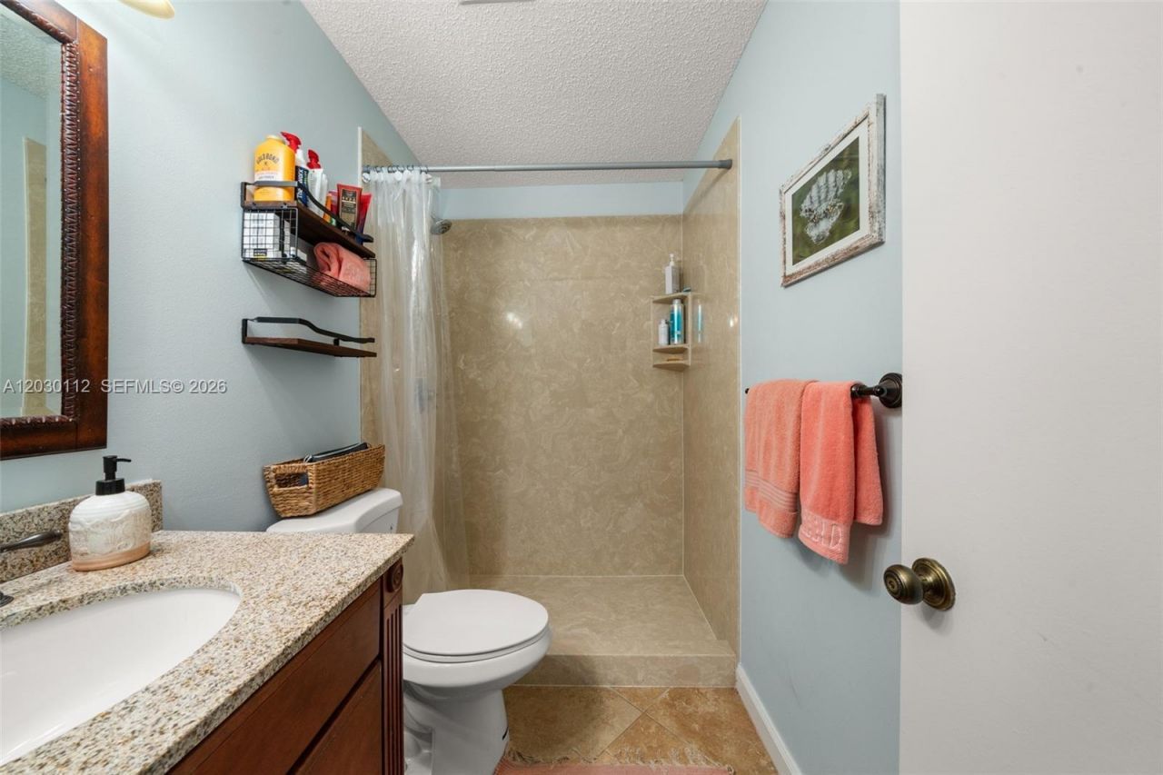 198 Blue Moon Ave, Unit 12, Lake Placid, FL 33852 Photo