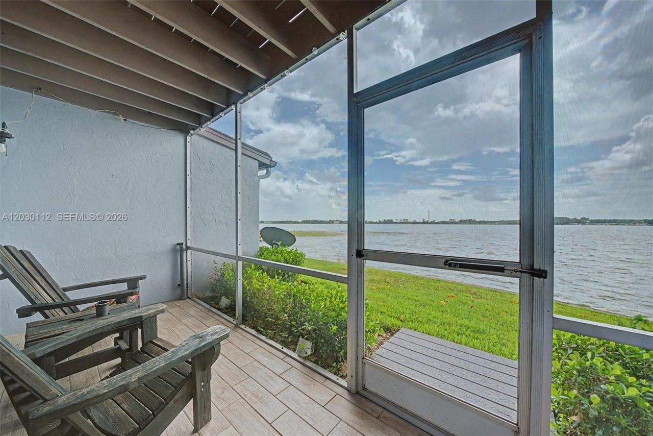 198 Blue Moon Ave, Unit 12, Lake Placid, FL 33852 Photo