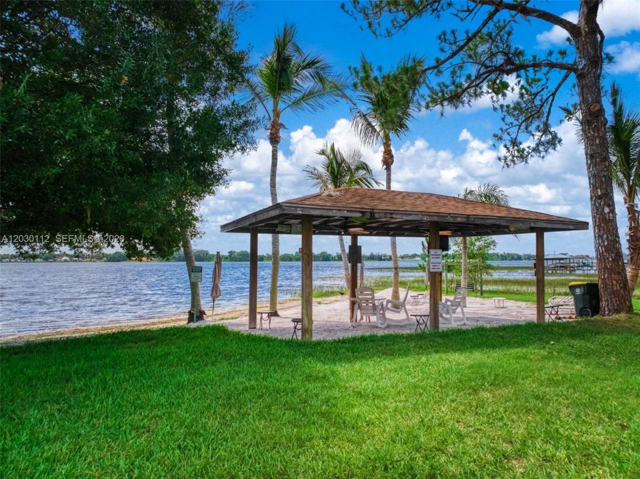 198 Blue Moon Ave, Unit 12, Lake Placid, FL 33852 Photo