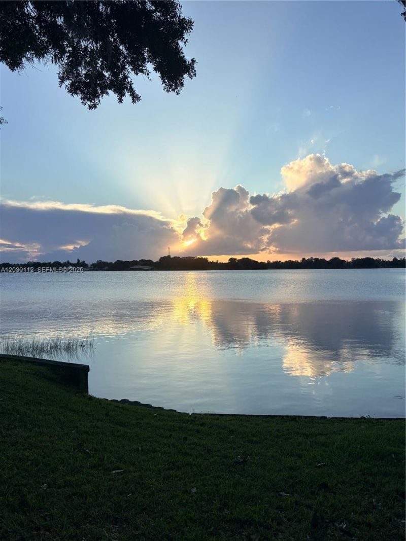 198 Blue Moon Ave, Unit 12, Lake Placid, FL 33852 Photo