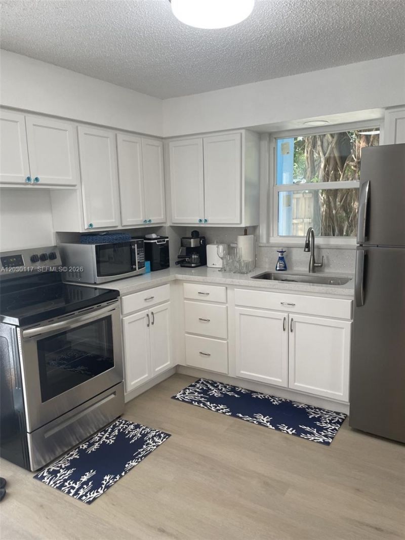 710 Barcelona Rd , Unit Bottom, Key Largo, FL 33037 Photo