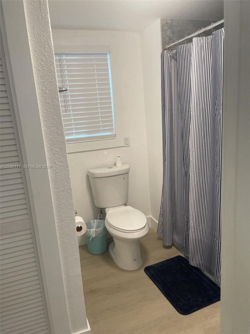 710 Barcelona Rd , Unit Bottom, Key Largo, FL 33037 Photo