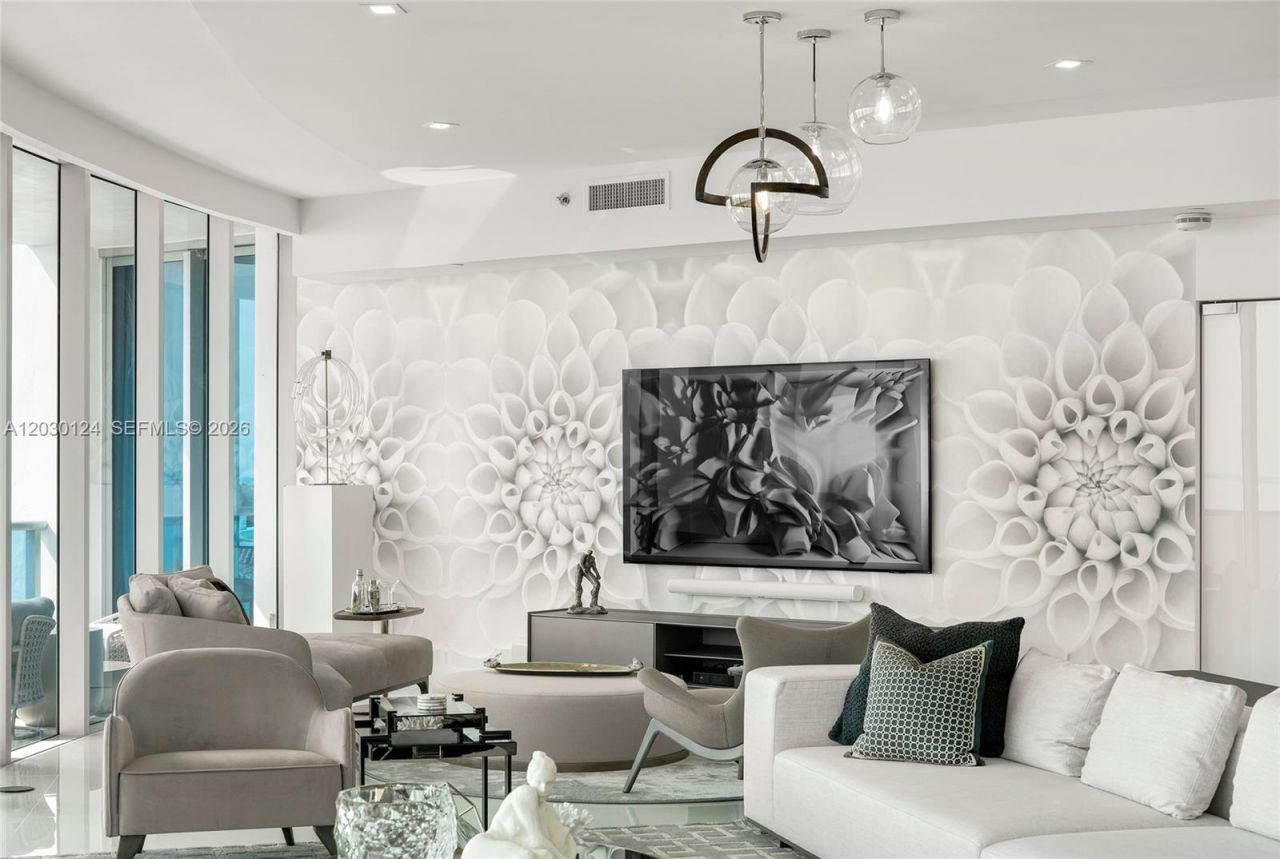5959 Collins Ave , Unit 807, Miami Beach, FL 33140 Photo
