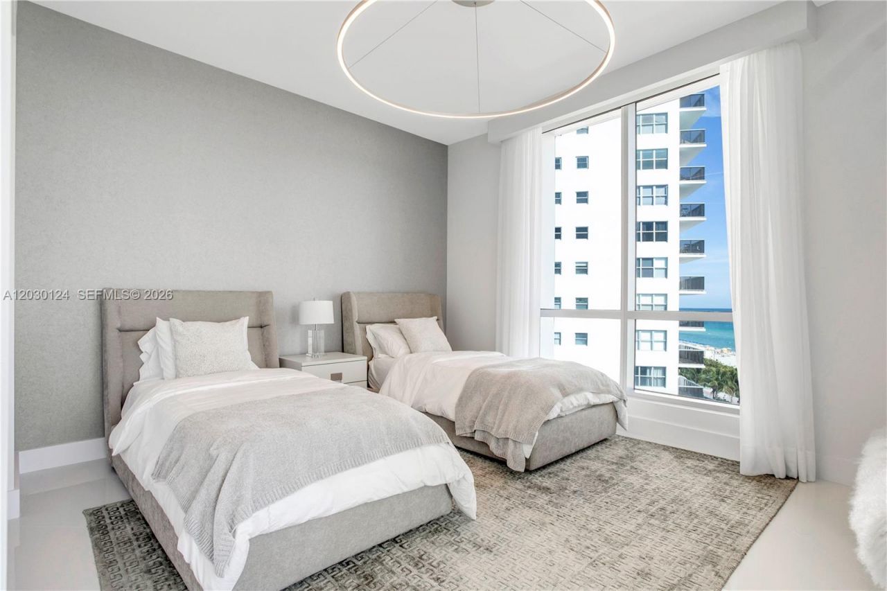 5959 Collins Ave , Unit 807, Miami Beach, FL 33140 Photo