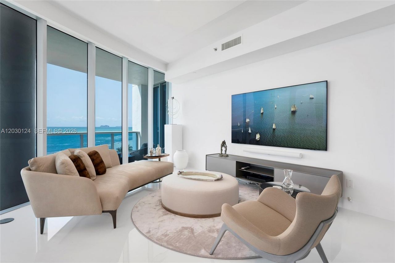 5959 Collins Ave , Unit 807, Miami Beach, FL 33140 Photo