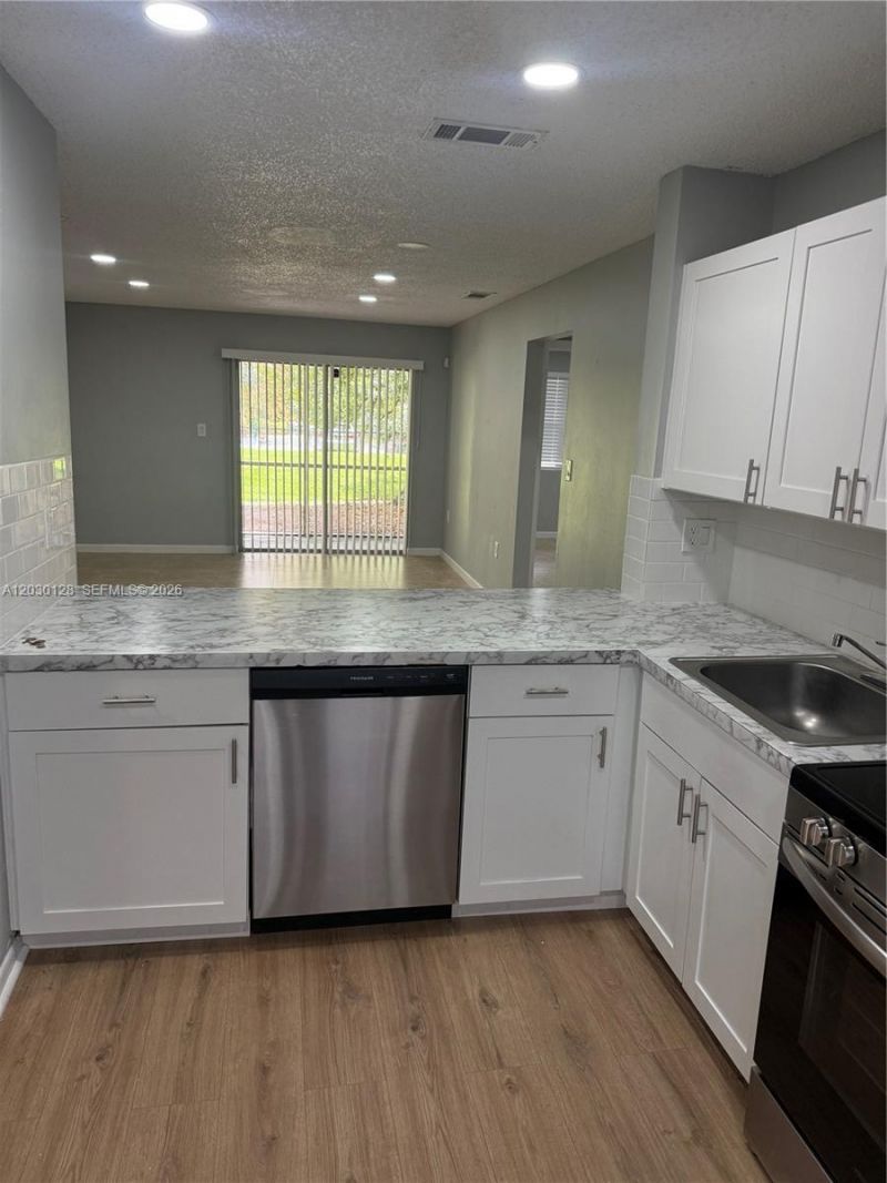 2220 SW 81st Ave , Unit 2220, Miramar, FL 33025 Photo