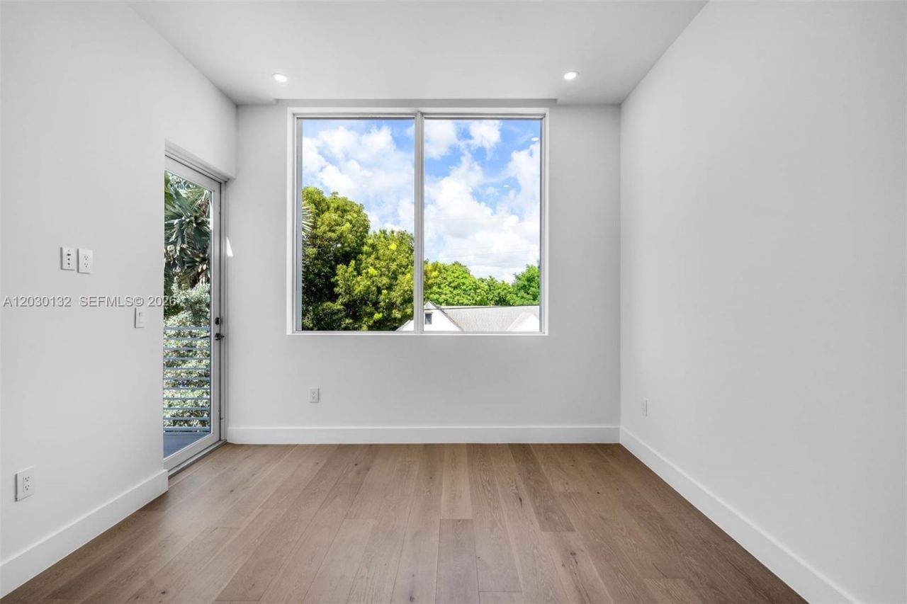 2841 SW 38th Ct Unit B, Miami, FL 33134 Photo