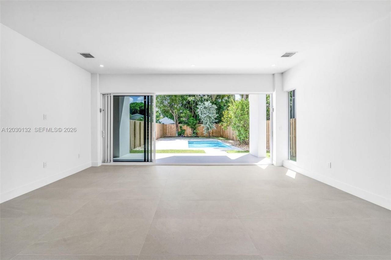 2841 SW 38th Ct Unit B, Miami, FL 33134 Photo