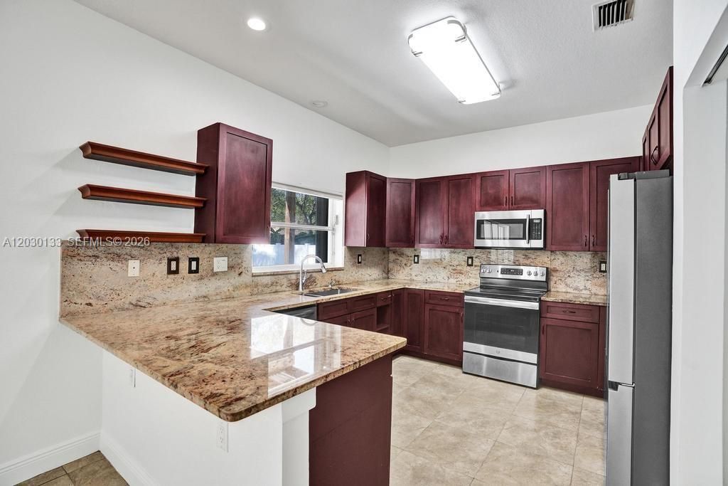 17026 NW 19th St , Pembroke Pines, FL 33028 Photo