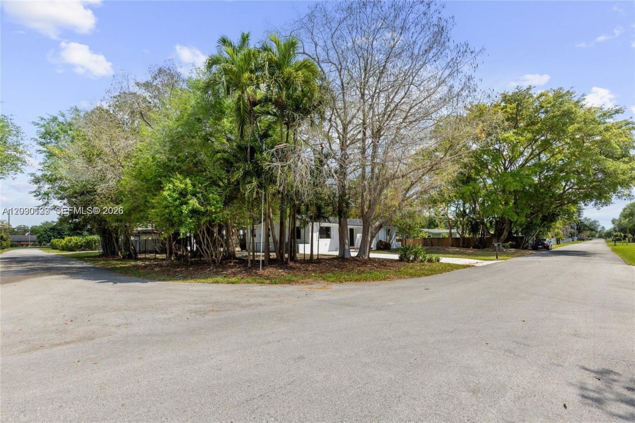 14171 SW 37th Ct, Davie, FL 33330 Photo
