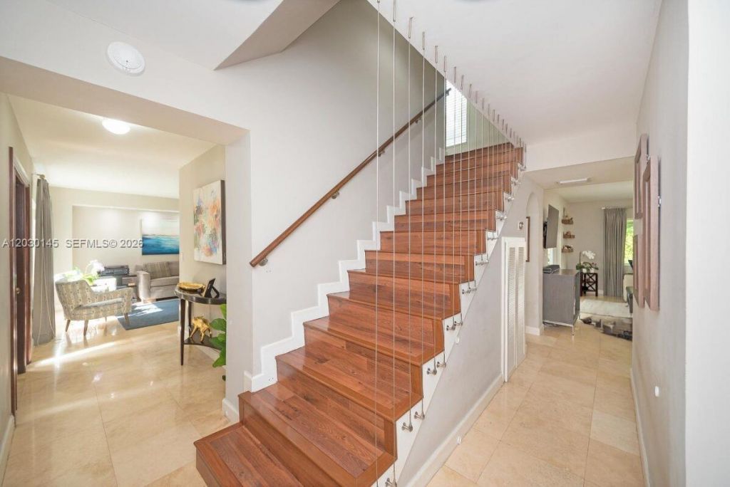 423 Alhambra Cir , Coral Gables, FL 33134 Photo