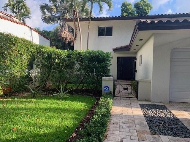 423 Alhambra Cir , Coral Gables, FL 33134 Photo