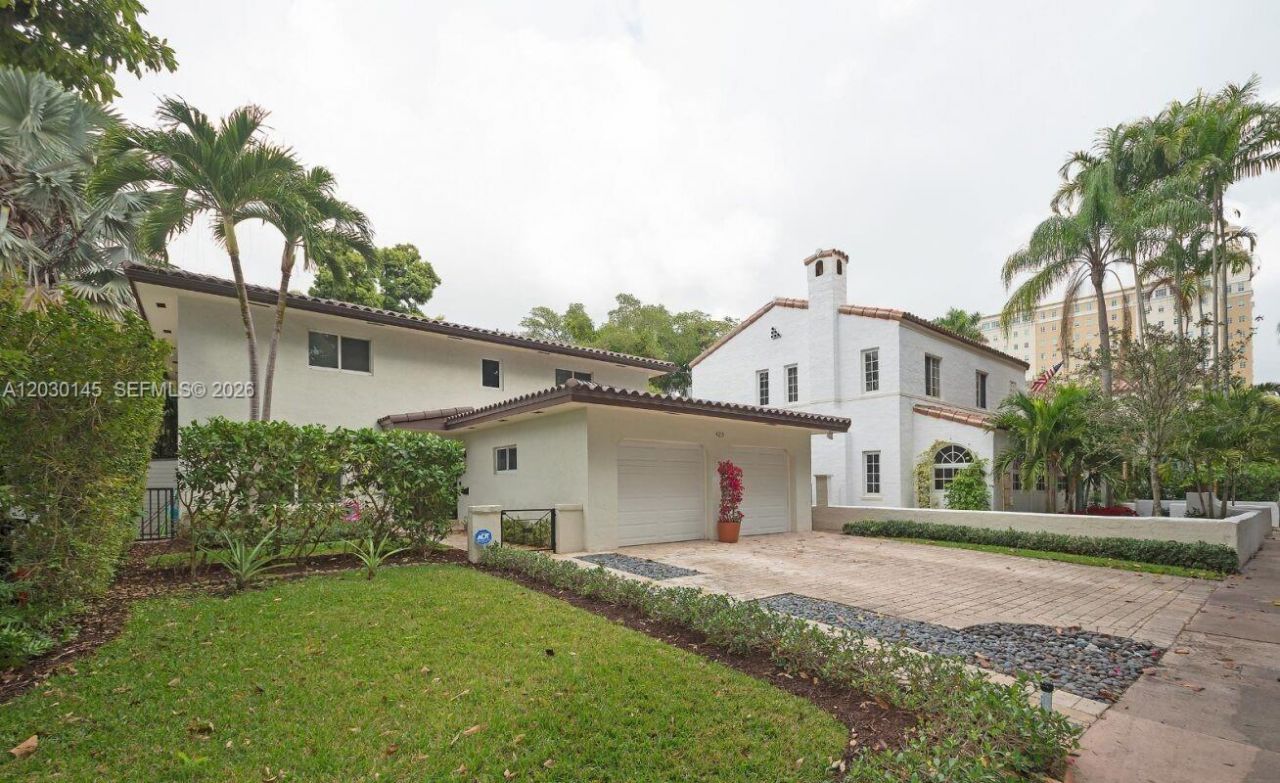 423 Alhambra Cir , Coral Gables, FL 33134 Photo