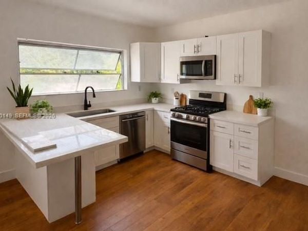 6875 NW 4th Ave , Miami, FL 33150