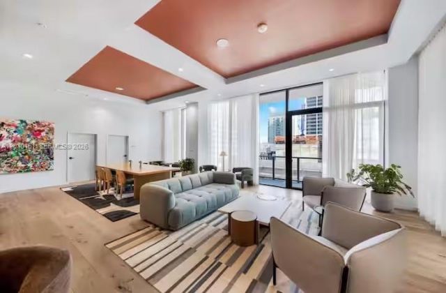 11 NE 6th St , Unit 1212, Miami, FL 33132 Photo