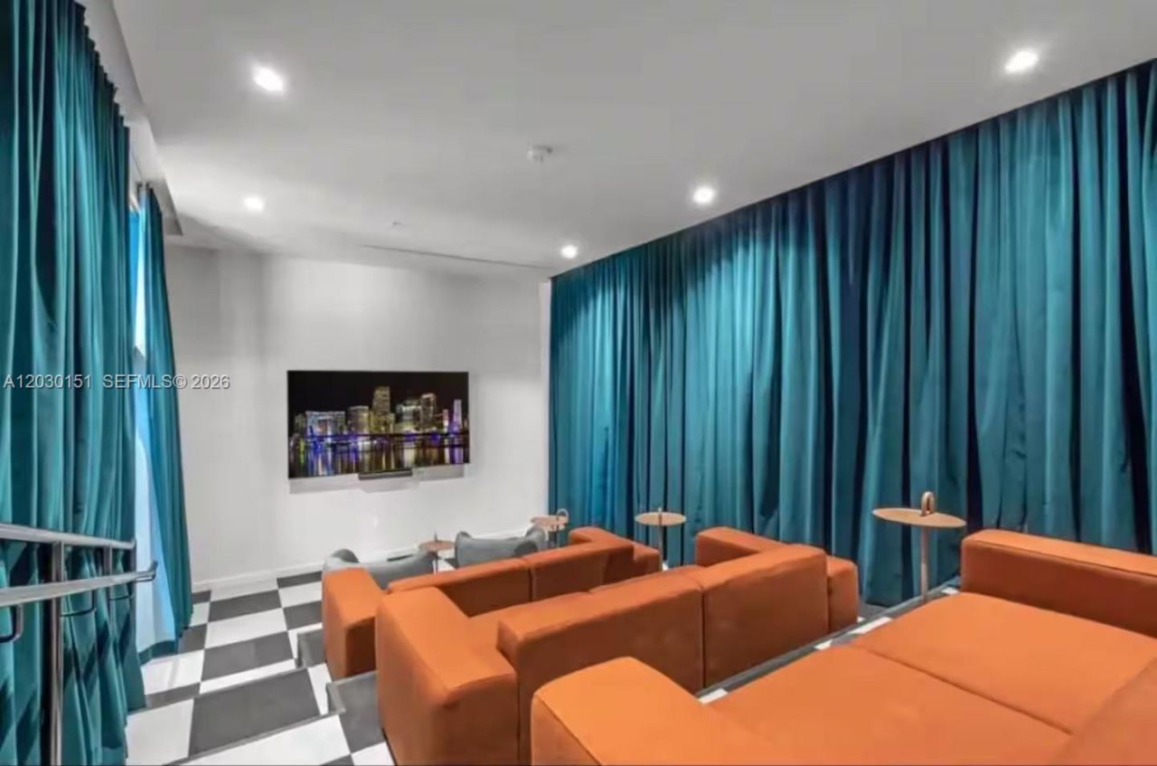 11 NE 6th St , Unit 1212, Miami, FL 33132 Photo