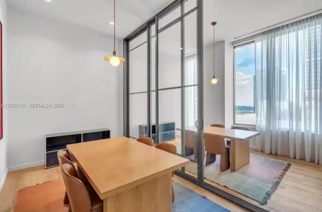 11 NE 6th St , Unit 1212, Miami, FL 33132 Photo