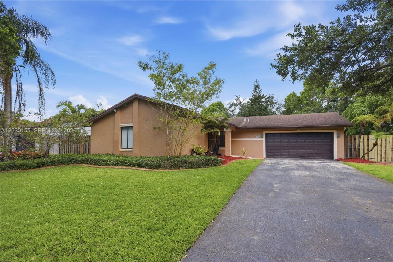 12106 Lymestone Way, Cooper City, FL 33026 Photo