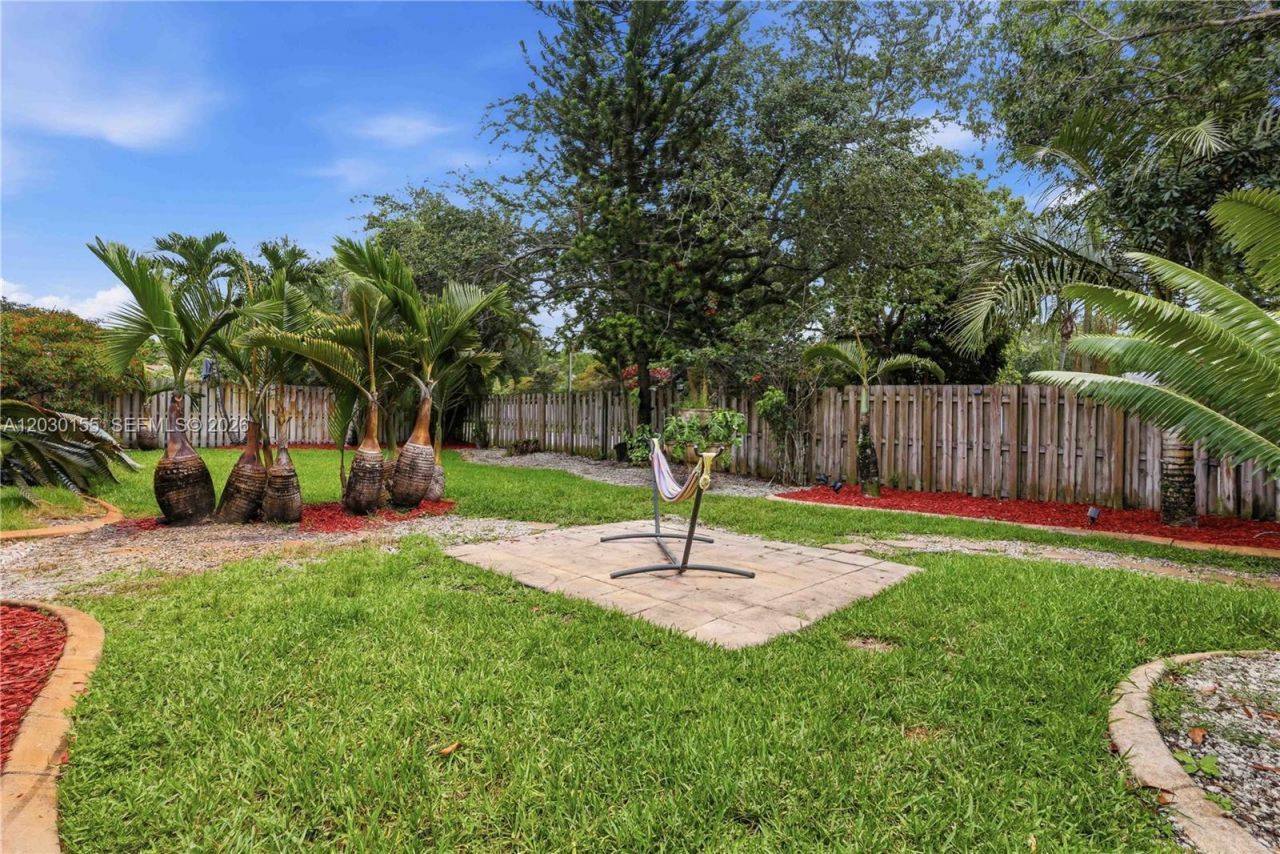 12106 Lymestone Way, Cooper City, FL 33026 Photo