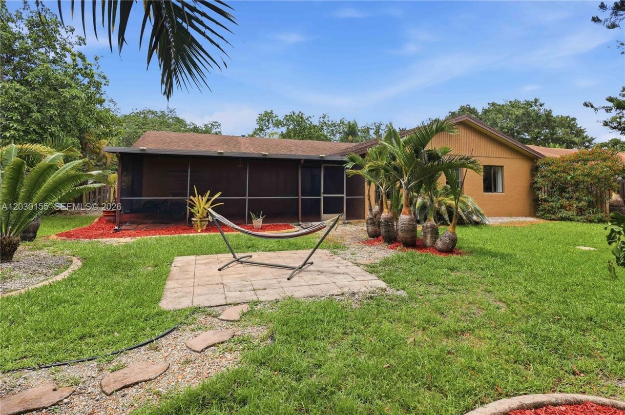 12106 Lymestone Way, Cooper City, FL 33026 Photo