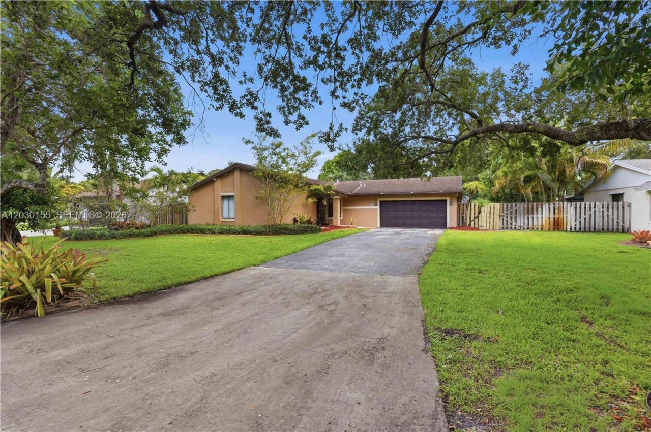 12106 Lymestone Way, Cooper City, FL 33026 Photo