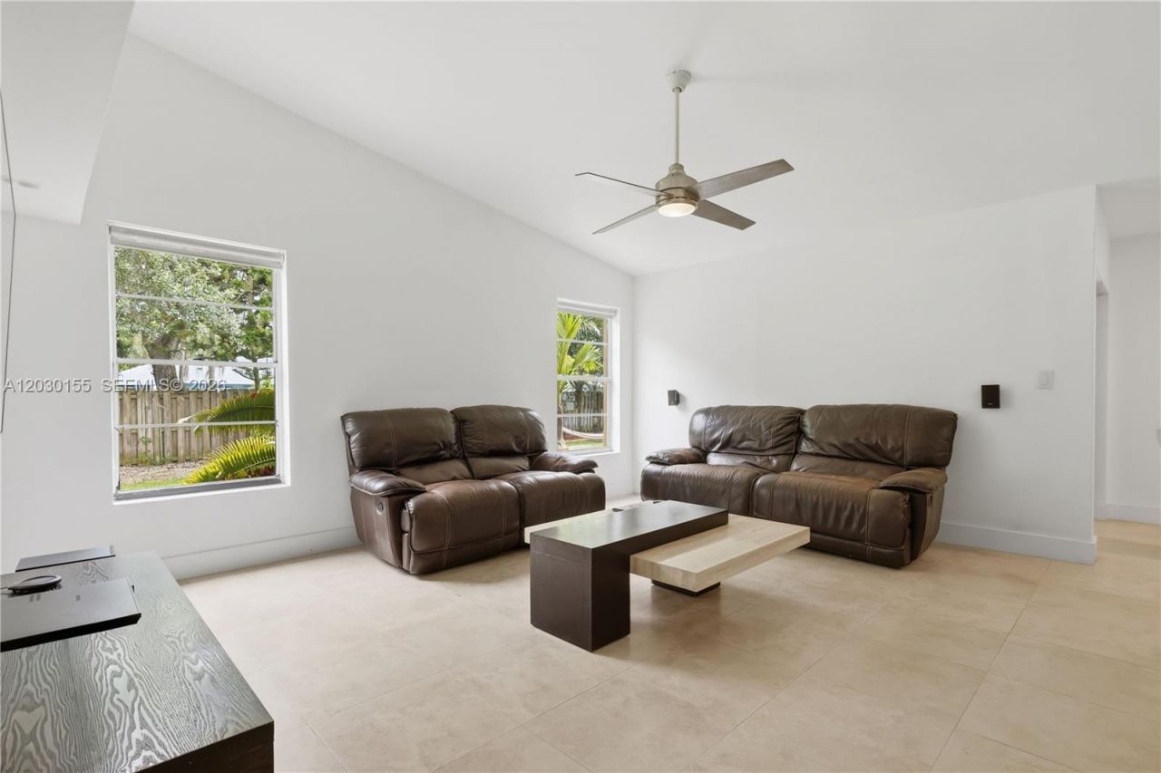 12106 Lymestone Way, Cooper City, FL 33026 Photo