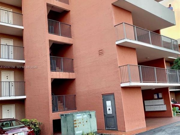 5825 W 25th Ct , Unit 311, Hialeah, FL 33016