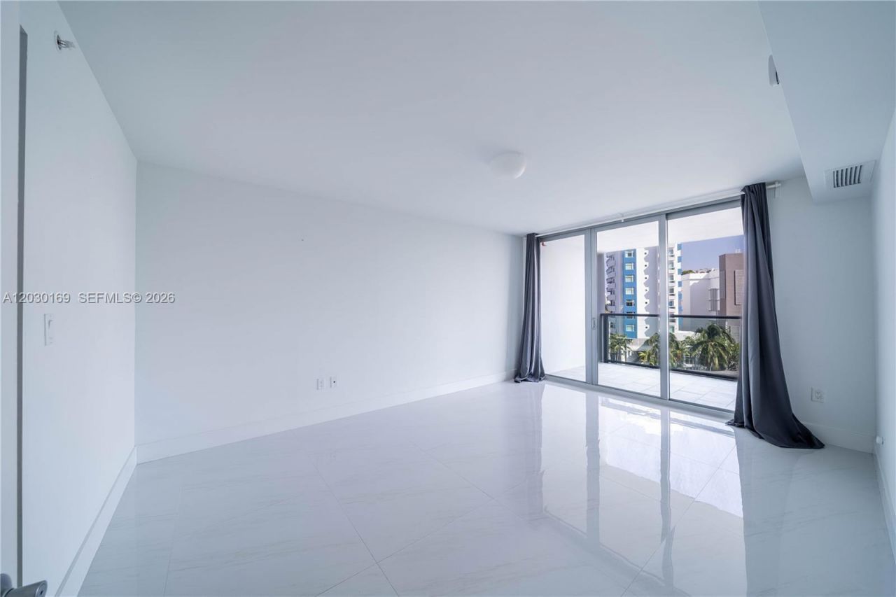 1133 102nd St, Unit 702, Bay Harbor Islands, FL 33154 Photo