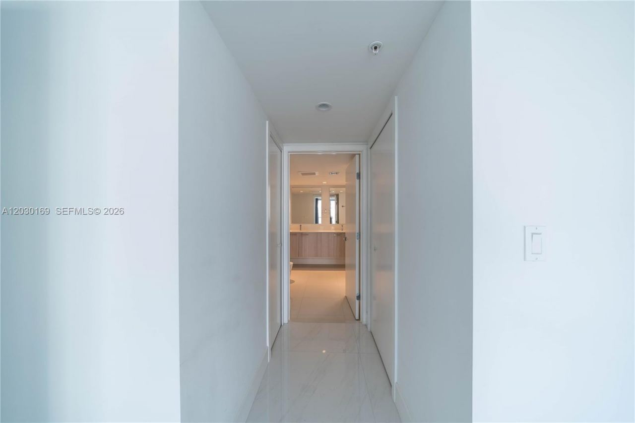 1133 102nd St, Unit 702, Bay Harbor Islands, FL 33154 Photo